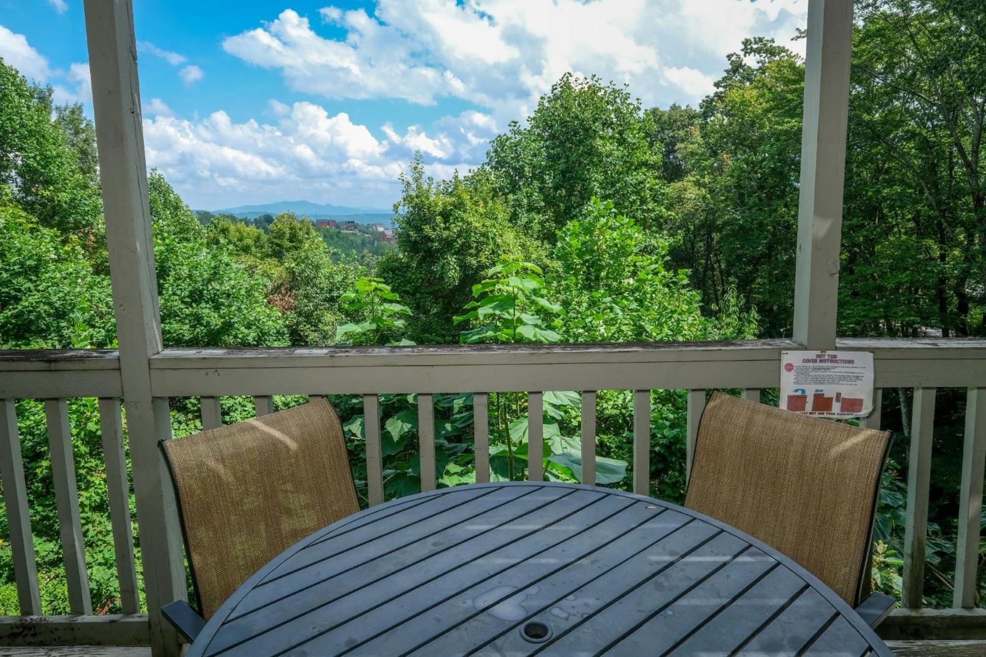 Holly Tree Cabin 936 Gatlinburg Exterior photo