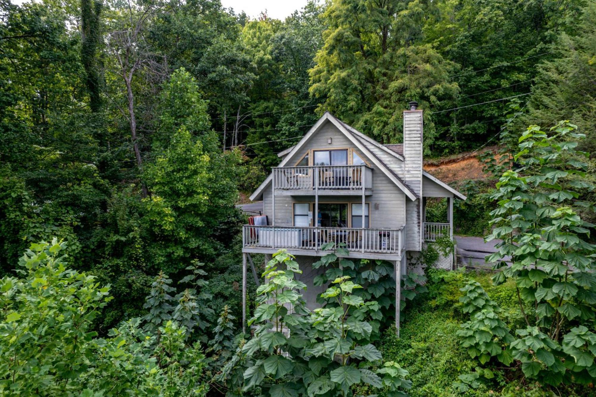 Holly Tree Cabin 936 Gatlinburg Exterior photo